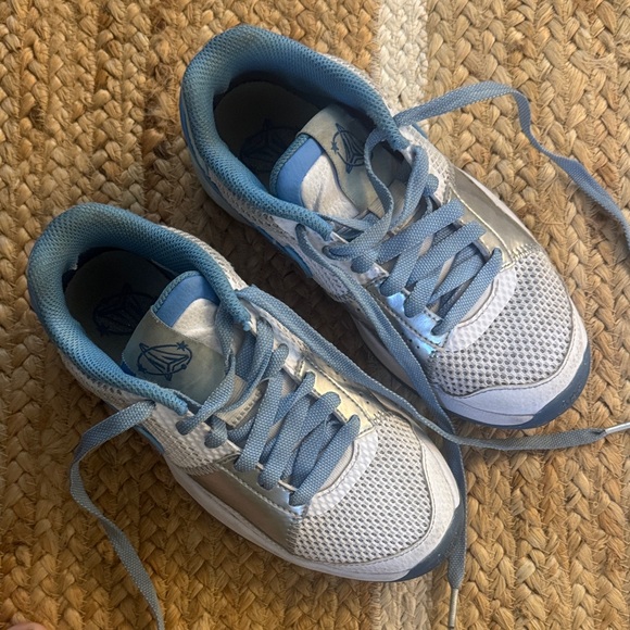 Nike Other - Nike Kids Sneakers in Blue and White